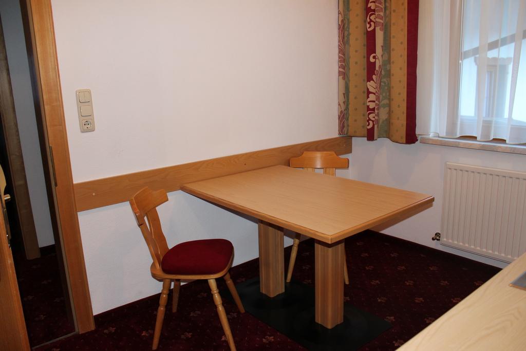 Hotel Hoellroah Kappl  Oda fotoğraf